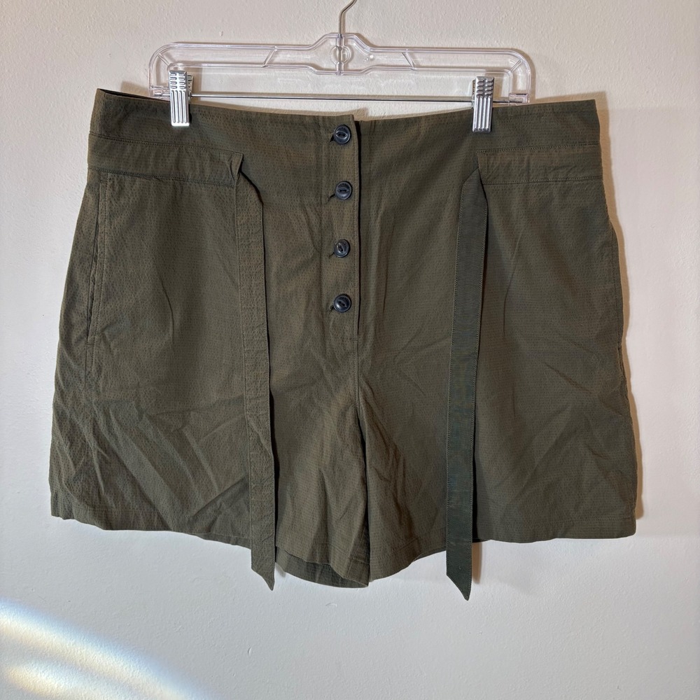 Rag & Bone Camille Seersucker Olive Green‎ Button Front Shorts Size 8